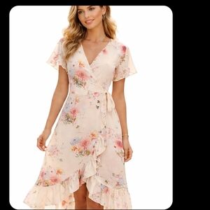 Acanela Expeditions Floral Wrap Dress in Cream Size L/XL